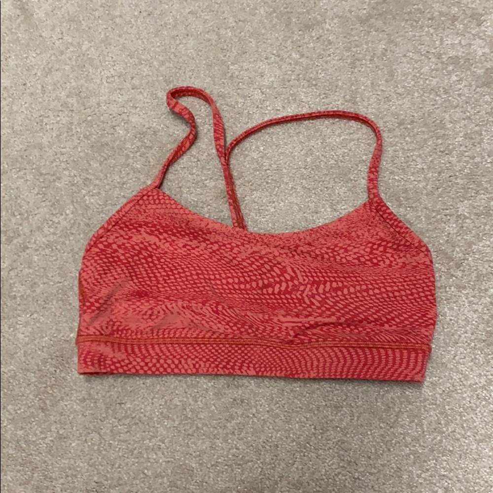 Lululemon sports bra
